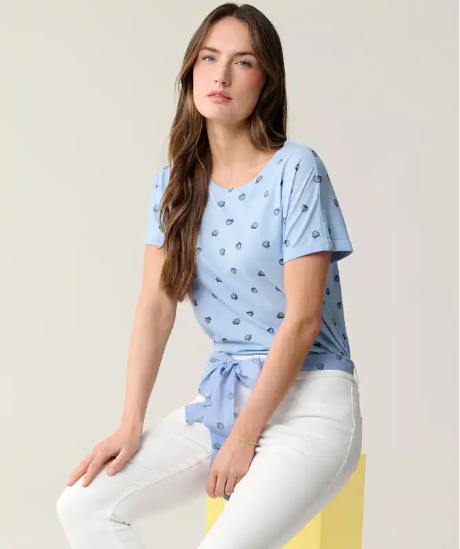 T-Shirt mit umgeschlagenen Ärmeln