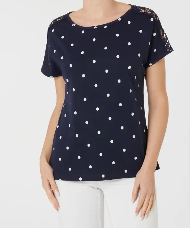 Koszulka w kropki