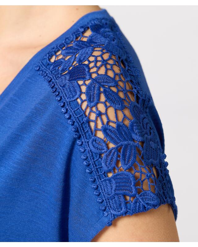 T-shirt à dentelle au crochet femme, bleu (KiK T-Shirt mit Häkelspitze (blau)) — KiK, produit allemand authentique au Maroc
