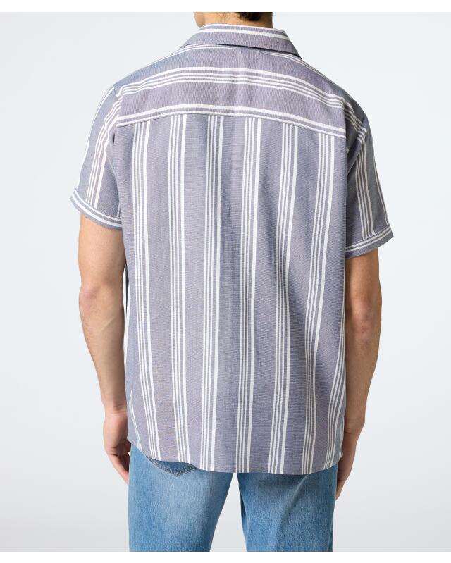 Linen-blend shirt for men, blue/white (KiK Hemd mit Leinenanteil (blau/weiß)) — KiK, authentic German product in Morocco