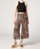Broek bruin van viscose bruin bedrukt