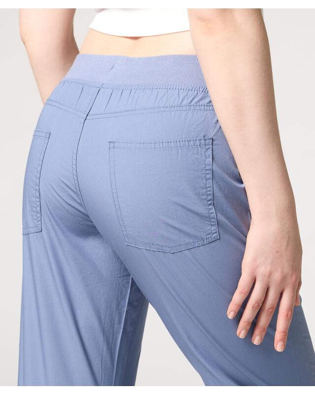 Pantalon longueur capri femme, bleu clair (KiK Hose in Caprilänge (hellblau)) — KiK, produit allemand authentique au Maroc
