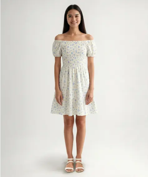 Hübsches Blumenkleid