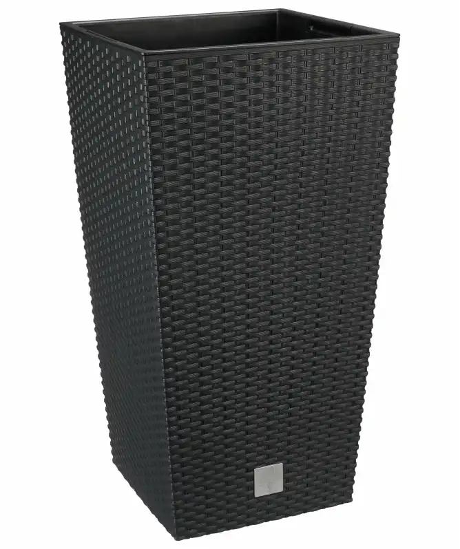 Bloempot in rotanlook