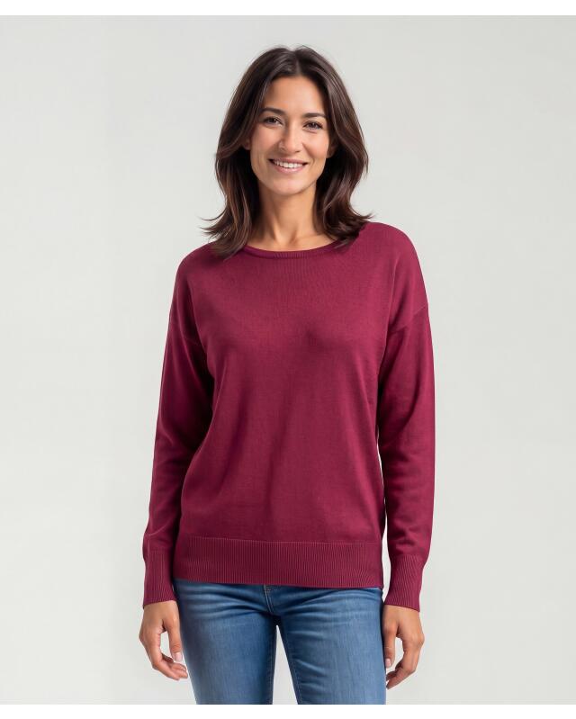 Fine-knit jumper for women, berry (KiK Pullover Feinstrick (beere)) — KiK, authentic German product in Morocco