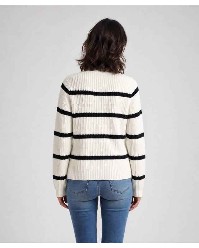 Pull en maille rayé femme, blanc/noir (KiK Strickpullover mit Streifen (weiß/schwarz)) — KiK, produit allemand authentique au Maroc