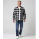 Camisa de franela con bolsillo en el pecho