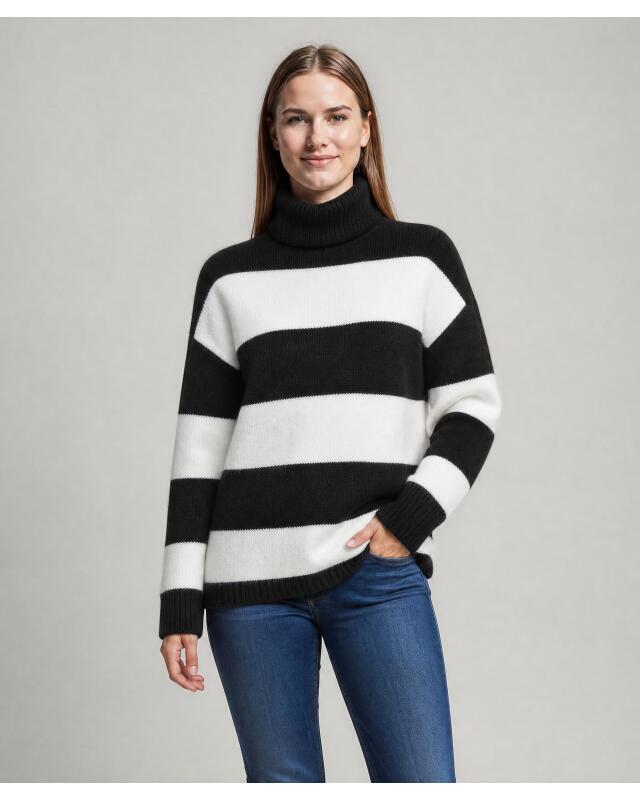 Knit jumper with side slits for women, black striped (KiK Strickpullover mit Seitenschlitzen (schwarz gestreift)) — KiK, authentic German product in Morocco