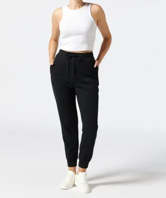 Schwarze Jogginghose