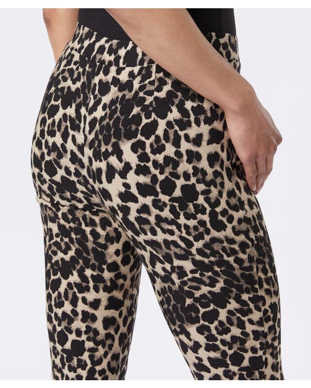 سروال سهل اللبس بنقشة الفهد للنساء، بطبعة ليوبارد (KiK Pull-on-Hose Leo (Leopardendruck)) — KiK, منتج ألماني أصلي في المغرب