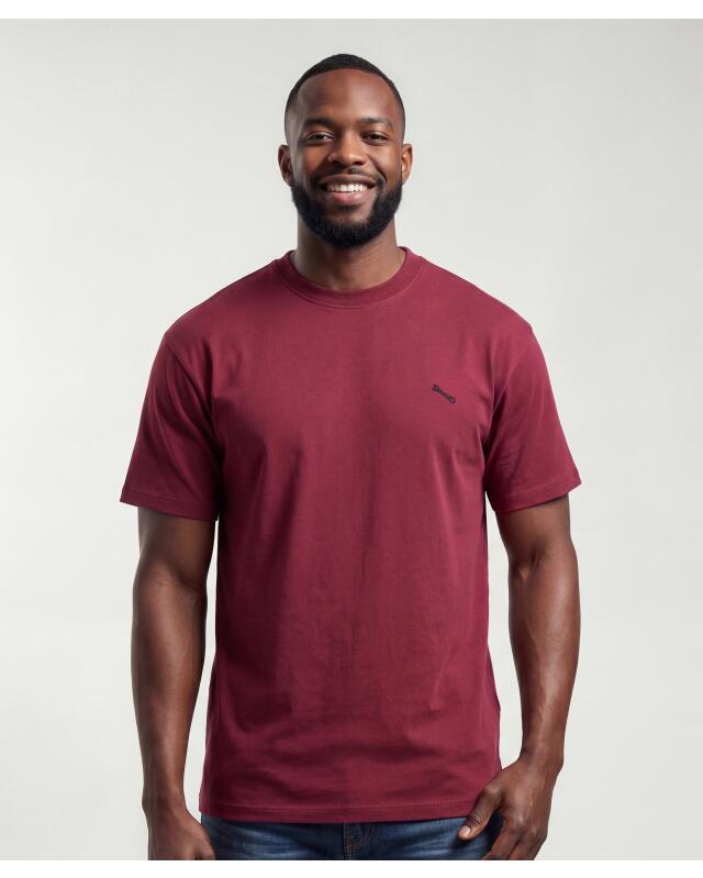 T-shirt brodé homme, rouge foncé (KiK T-Shirt mit Stickerei (dunkelrot)) — KiK, produit allemand authentique au Maroc