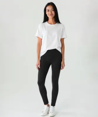 Schwarze Pull-on-Hose