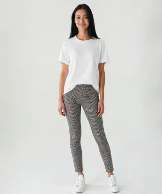 Pull-on-Hose mit Hahnentrittmuster