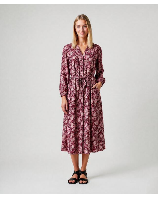 Robe mi-longue ample femme, à fleurs (KiK Weites Midikleid (Blumendruck)) — KiK, produit allemand authentique au Maroc