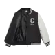 Chaqueta de estilo universitario con mangas de piel sintética