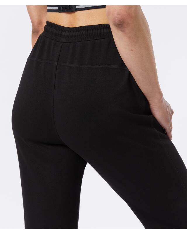 سروال رياضي بنهايات مطاطية للنساء، أسود (KiK Sporthose mit Gummi am Beinabschluss (schwarz)) — KiK, منتج ألماني أصلي في المغرب