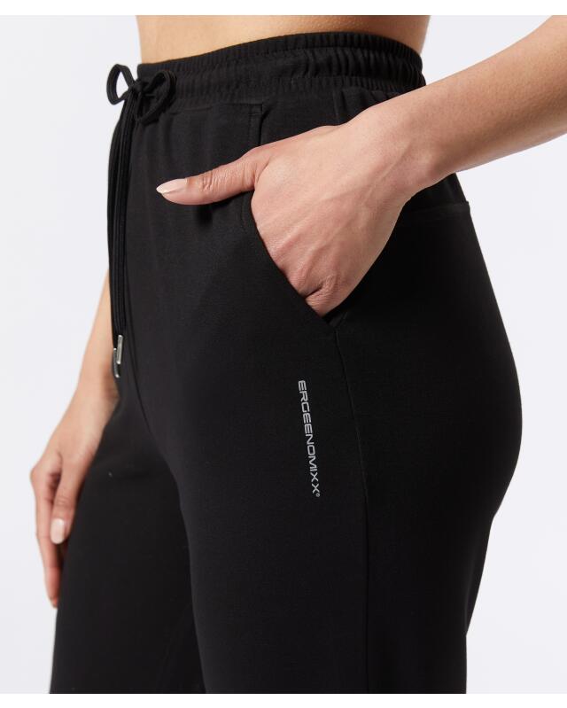 سروال رياضي بنهايات مطاطية للنساء، أسود (KiK Sporthose mit Gummi am Beinabschluss (schwarz)) — KiK, منتج ألماني أصلي في المغرب