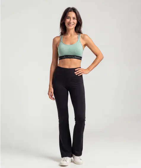 Sporthose mit Schlag