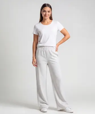 Jogginghose mit weitem Bein