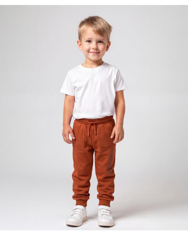 Pantalon de jogging à poches latérales garçon, marron rouille (KiK Jogginghose mit Seitentaschen (rostbraun)) — KiK, produit allemand authentique au Maroc