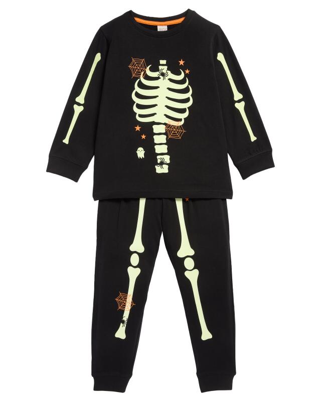 Pyjama à squelette phosphorescent garçon, noir (KiK Pyjama mit Glow-in-the-Dark-Skelett (schwarz)) — KiK, produit allemand authentique au Maroc