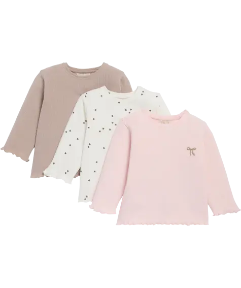 Langarmshirts in verschiedenen Designs