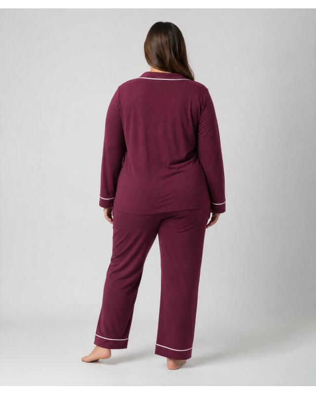بيجامة بحواف متباينة اللون للنساء، بنفسجي (KiK Pyjama mit Kontrastpaspeln (lila)) — KiK, منتج ألماني أصلي في المغرب