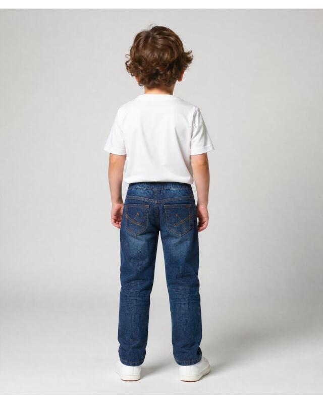 Jean à délavage foncé garçon, jean foncé (KiK Jeans mit dunkler Waschung (jeansblau dunkel)) — KiK, produit allemand authentique au Maroc
