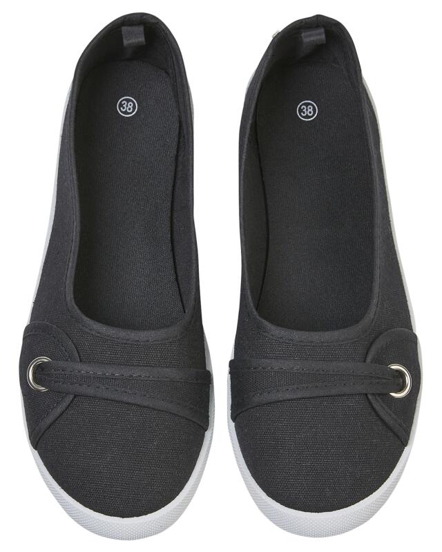 Baskets slip-on femme, noir (KiK Slip-ons (schwarz)) — KiK, produit allemand authentique au Maroc