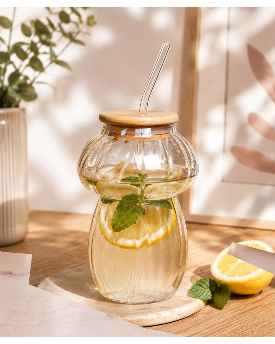 Trinkglas im Pilz-Design, transparent