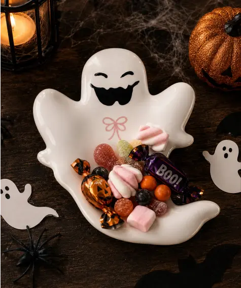 Talerz z motywem ducha na Halloween