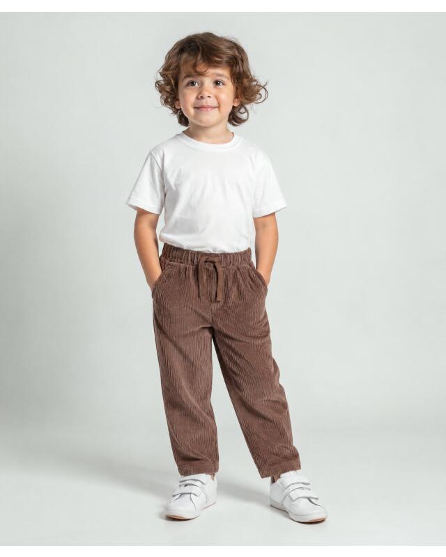 Pantalon en velours côtelé garçon, marron foncé (KiK Braune Cordhose (dunkelbraun)) — KiK, produit allemand authentique au Maroc