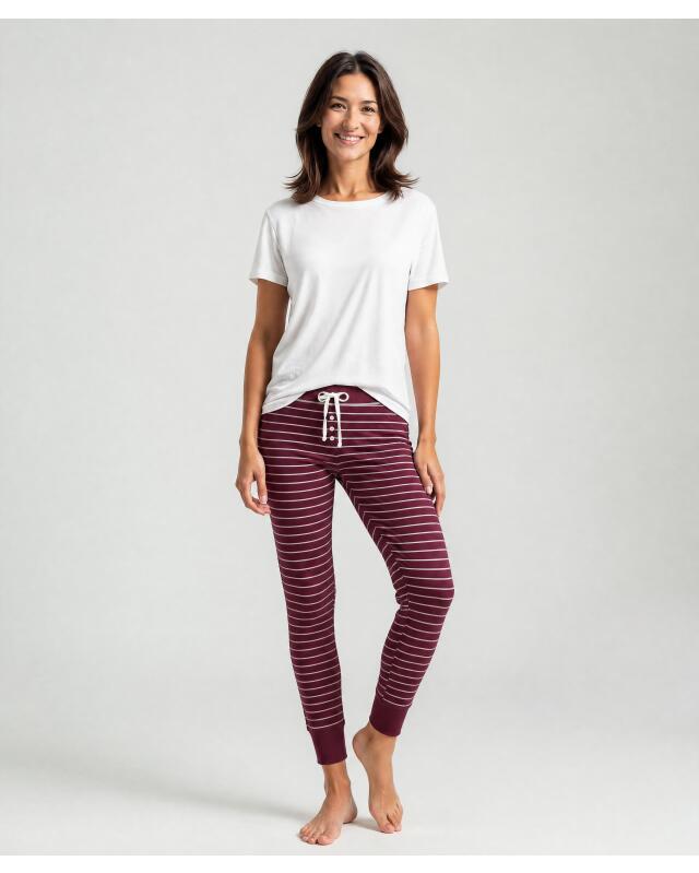 Striped pyjama bottoms for women, purple (KiK Gestreifte Pyjamahose (lila)) — KiK, authentic German product in Morocco