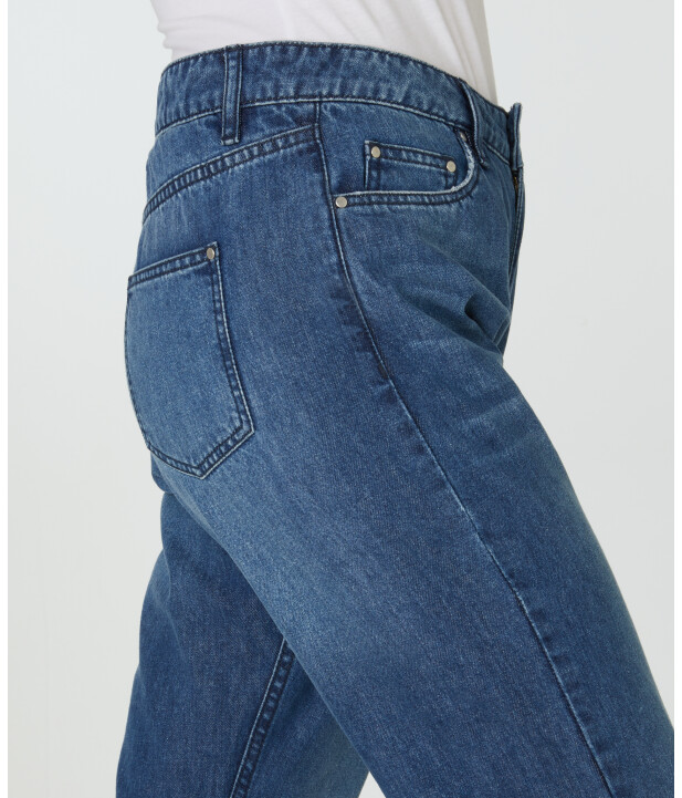 mom-jeans-jeansblau-k_S1152609_prod_2103_03_EP_983.jpg