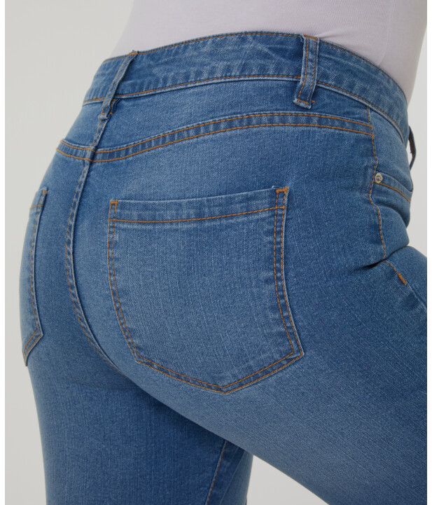 damen-jeans-shorts-jeansblau-hell-k_S1156249_prod_2101_03_EP_443.jpg
