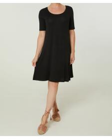 Ausgestelltes Kleid