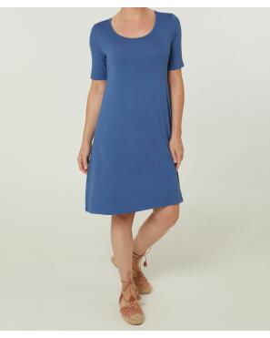 Ausgestelltes Kleid